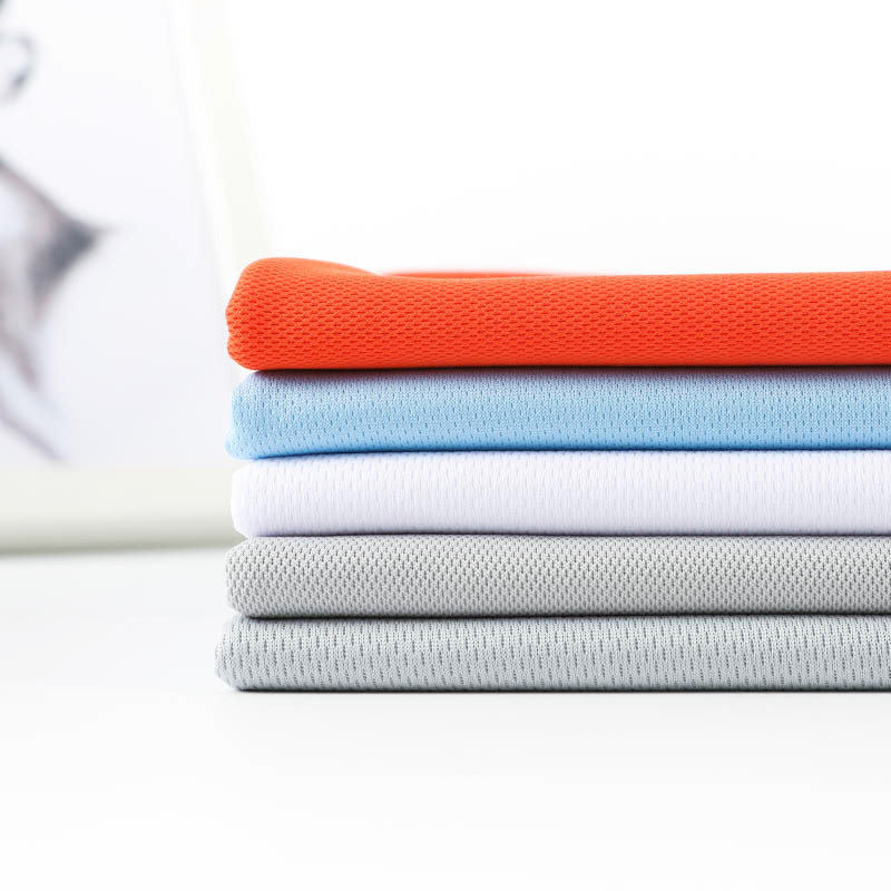 Вторичная ткань «птичий глаз», подходящая для спортивной одежды и рекламных рубашек.