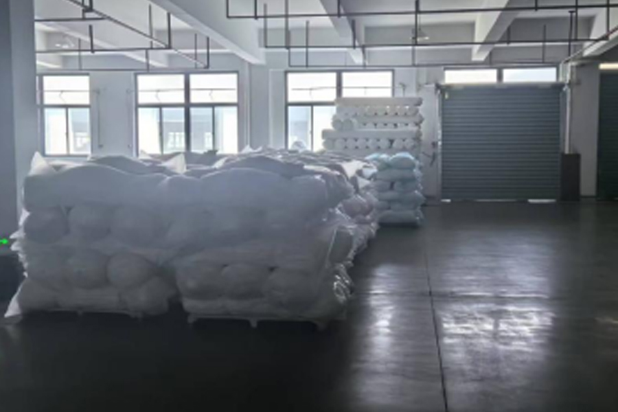 Цех производства и доставки серой ткани